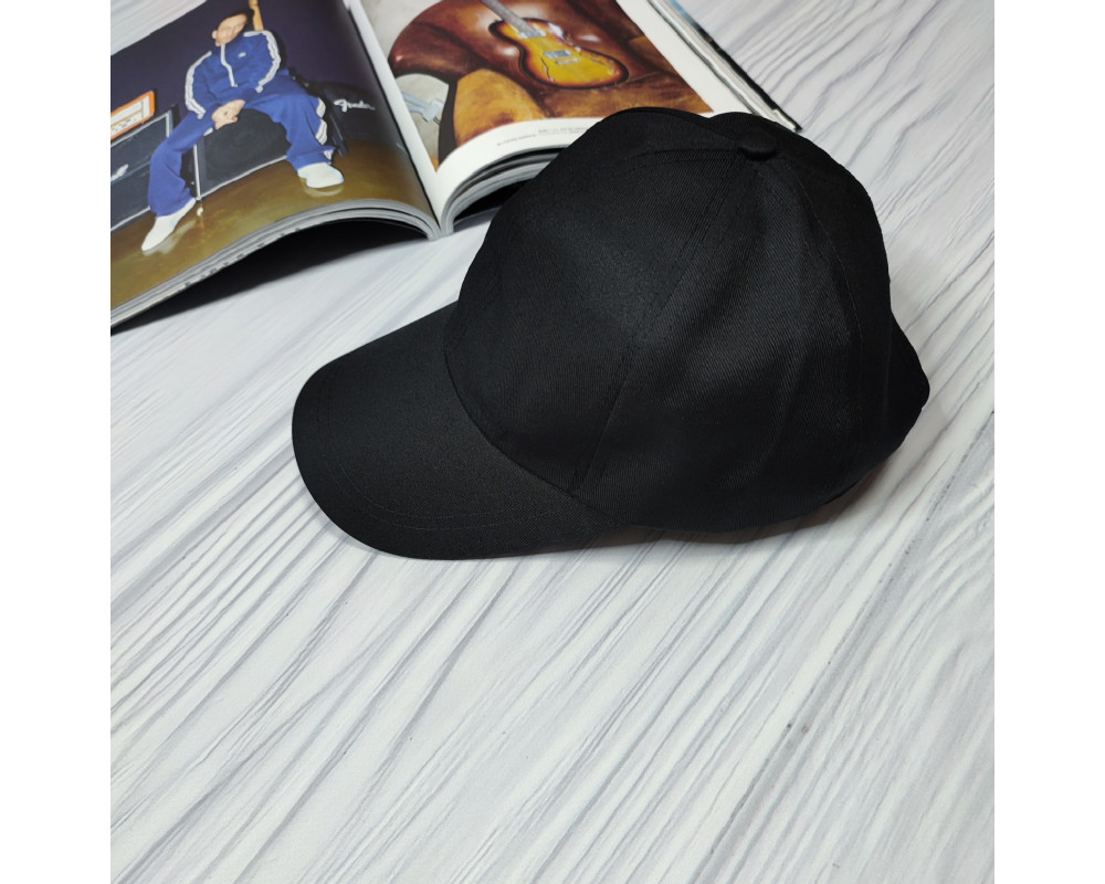 Чоловіча чорна котонова кепка