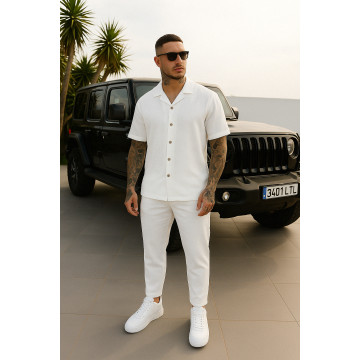 Мужской летний костюм льняной рубашка и штаны молочный Мужской летний костюм льняной рубашка и штаны молочный