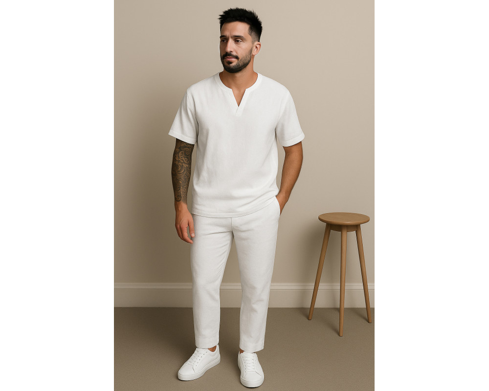 Мужской летний костюм льняной футболка и штаны молочный Мужской летний костюм льняной футболка и штаны молочный