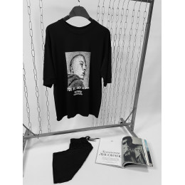 Летний комплект футболка и шорты "Not alone" | Черный Летний комплект футболка и шорты "Not alone" | Черный