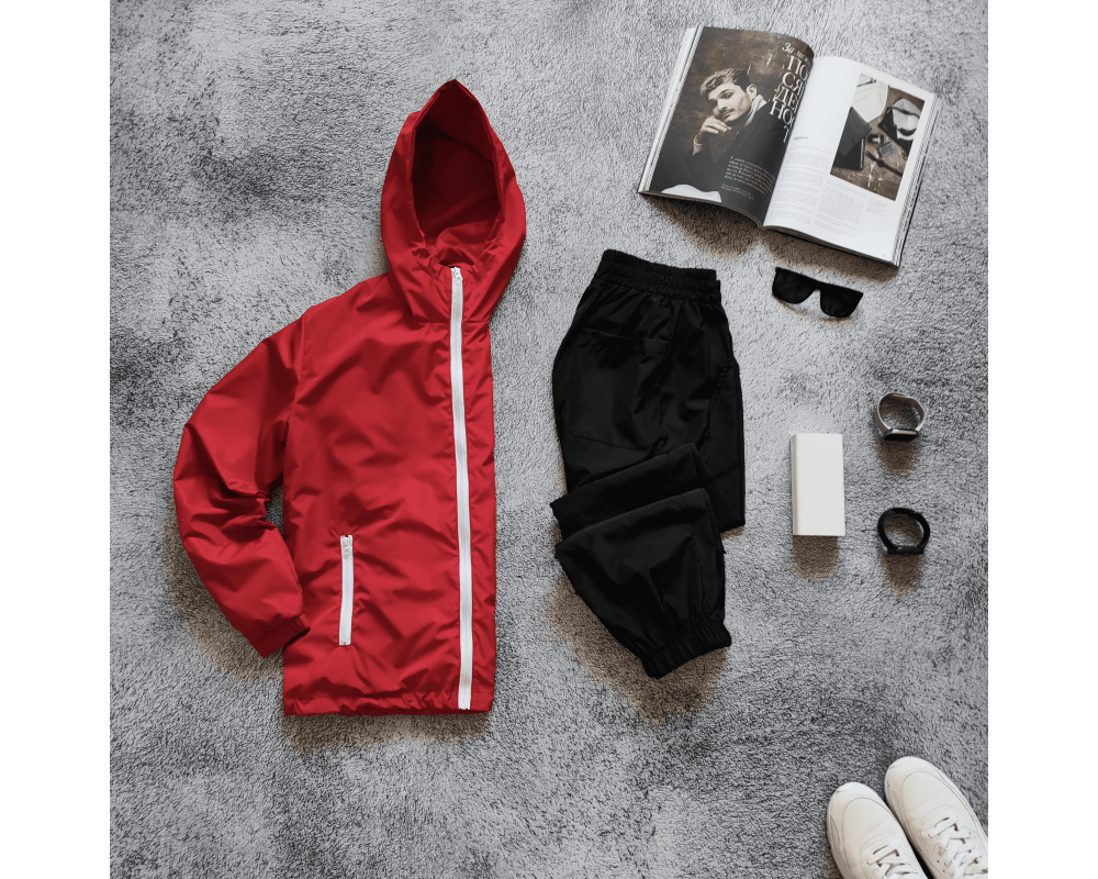 Комплект красная ветровка белая змейка+ спорт. брюки из плащевки Комплект красная ветровка белая змейка+ спорт. брюки из плащевки