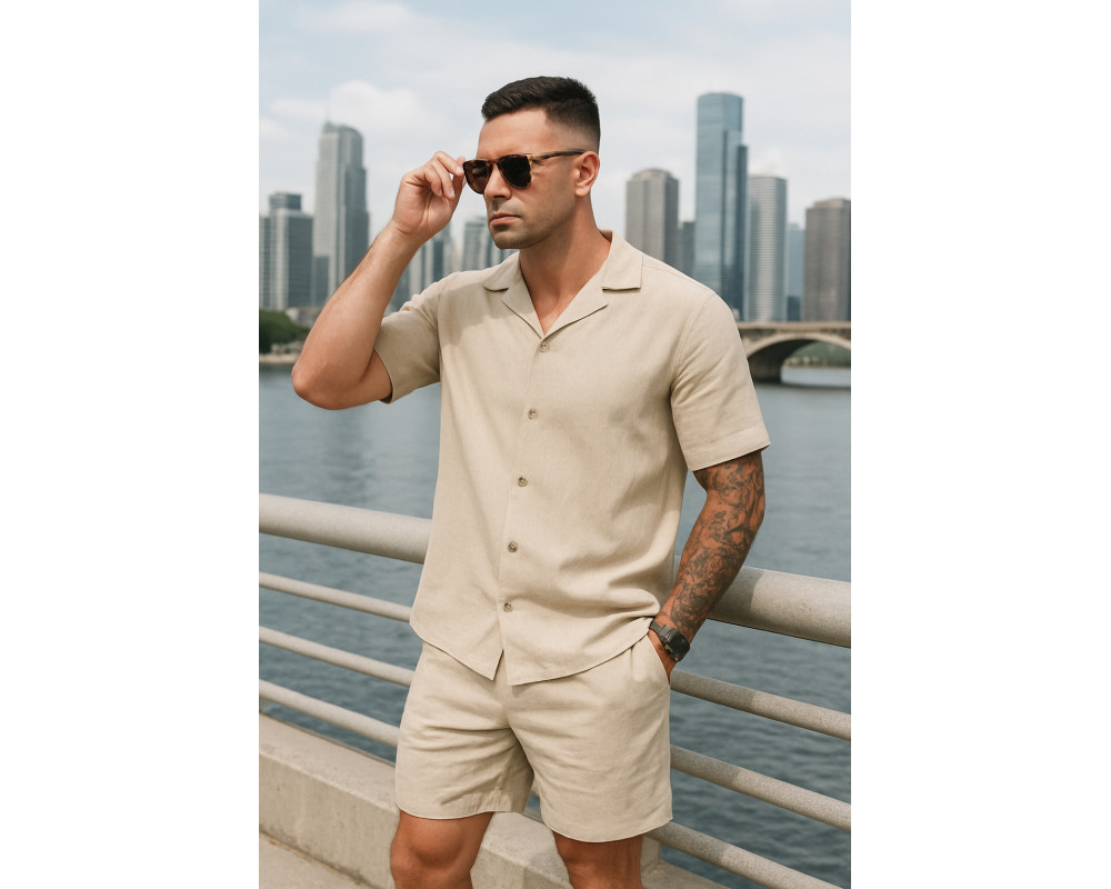 Мужской бежевый льняной костюм рубашка и шорты Мужской бежевый льняной костюм рубашка и шорты