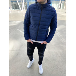 Синя демісезонна куртка зі зїємним капюшоном