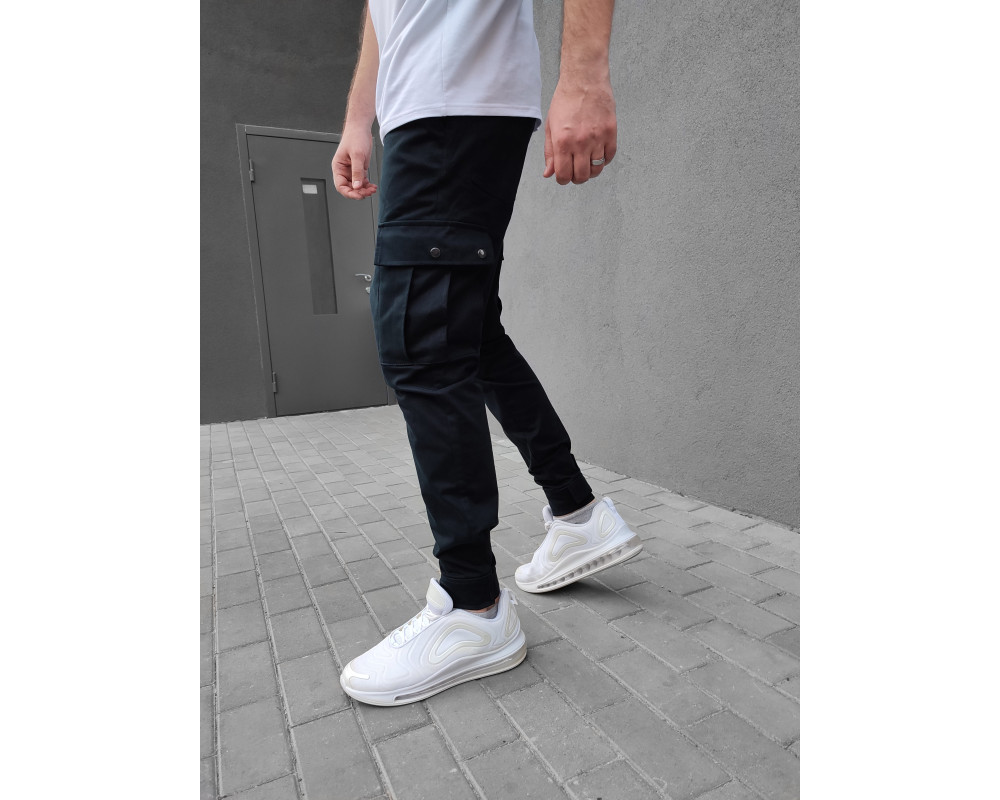 Коттоновые брюки джоггеры с карманами карго | Черный Коттоновые брюки джоггеры с карманами карго | Черный