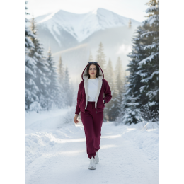 Женский теплый костюм с мехом на кофте бордовый. Женский теплый костюм с мехом на кофте бордовый.